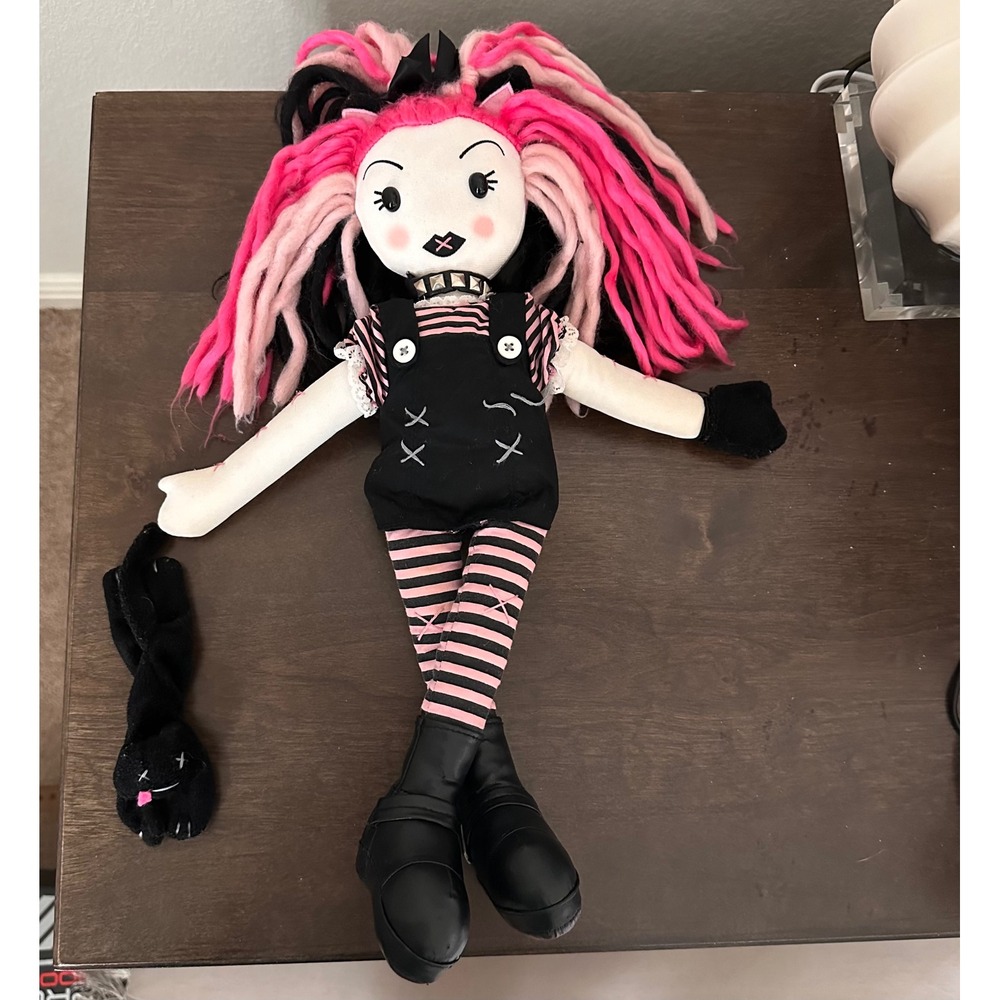 2006 Hot Topic Exclusive Vintage Clawdine Kitten Doom Doll Plush Goth Punk 16"